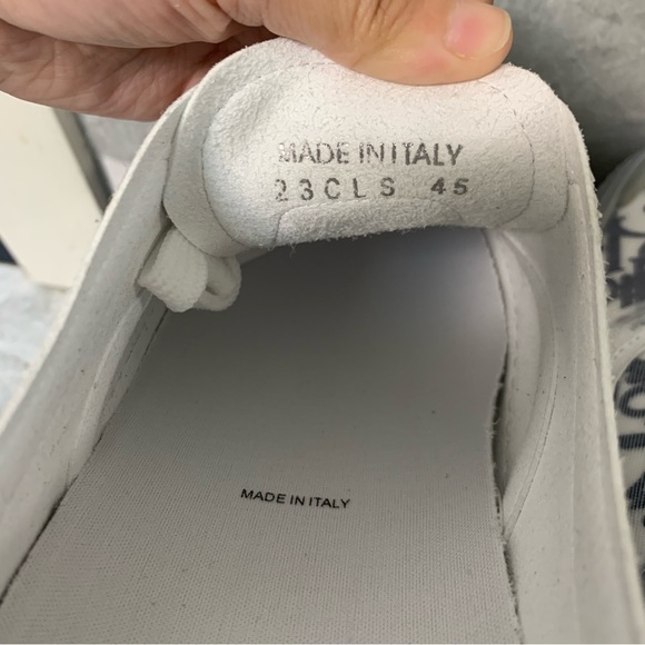 White Dior Pattern Casual Sneakers For Men And Women - Picture 4 of 6